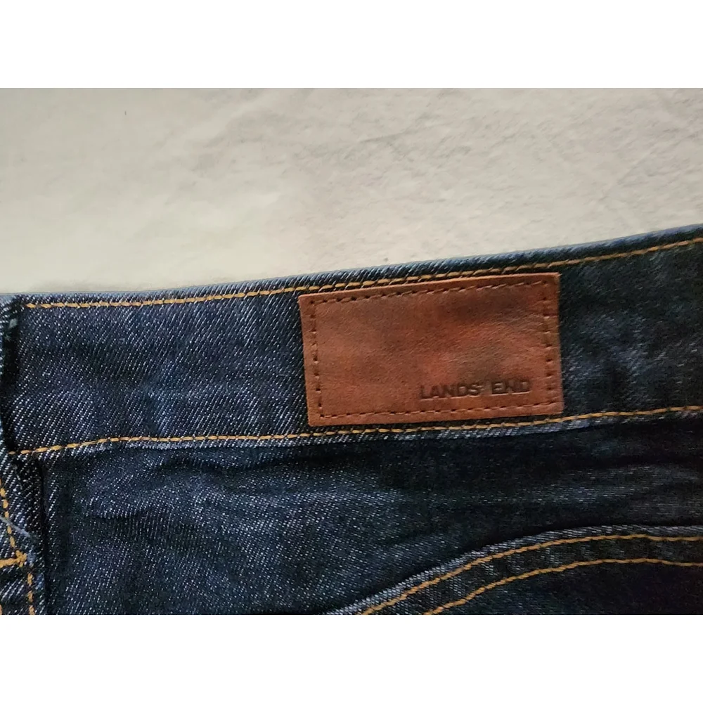 Lands' End Women Dark Denim Mid Rise Straight Jeans Sz 8 - Picture 13 of 14